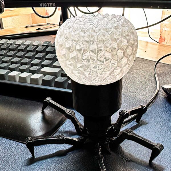 Cyberpunk Spider USB Desk Lamp